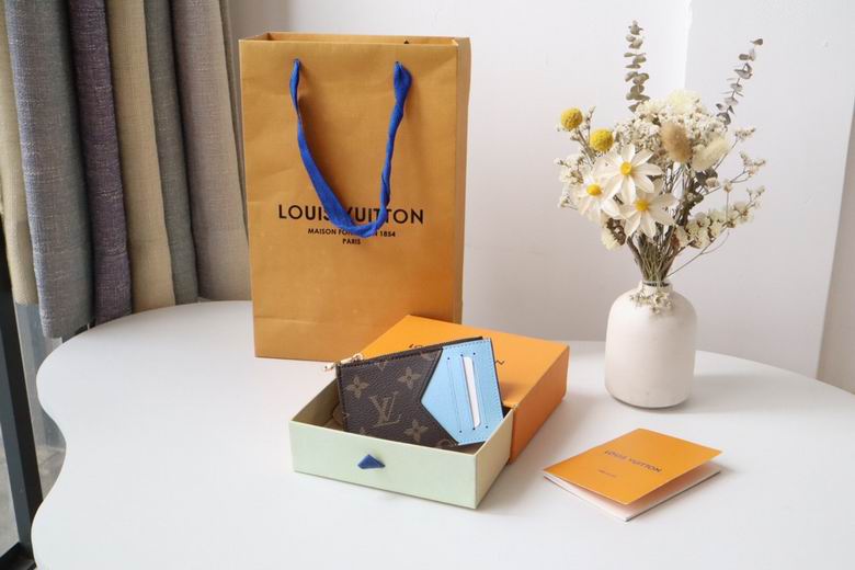 M81882 12X8X0.8cm YG 10色 60