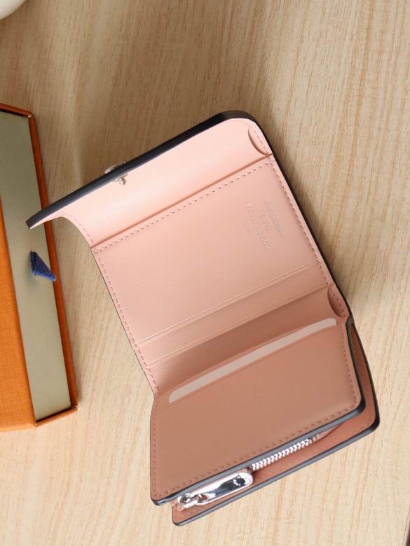 M82795 9.8X7.8X1cm YG 5