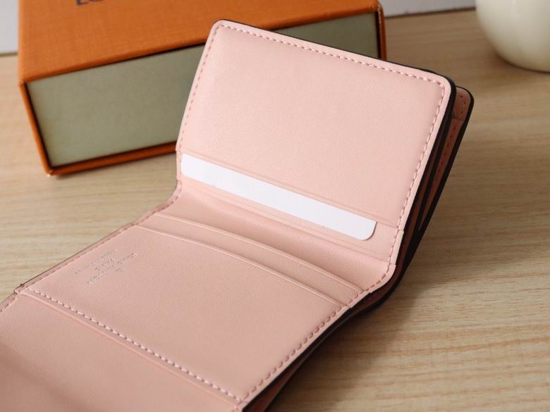 M82795 9.8X7.8X1cm YG 8