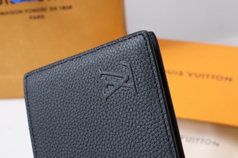 M83128 11X8.5X2cm YG 4