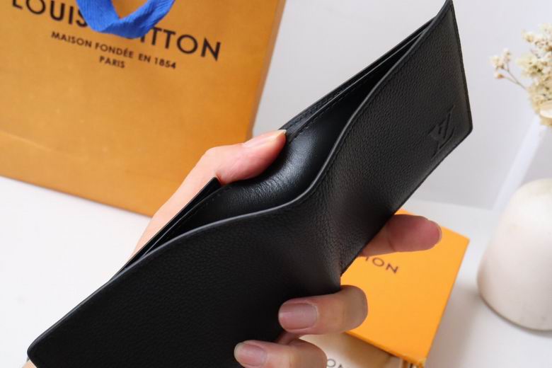 M83128 11X8.5X2cm YG 8