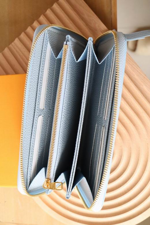 M83225 19.5X10.5X2.5cm YG 5