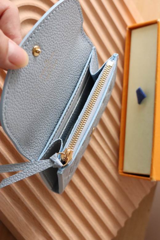 M83231 11X8X2.5cm YG 7