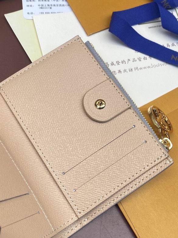 M83603 11.5X9X1.5cm YG 5