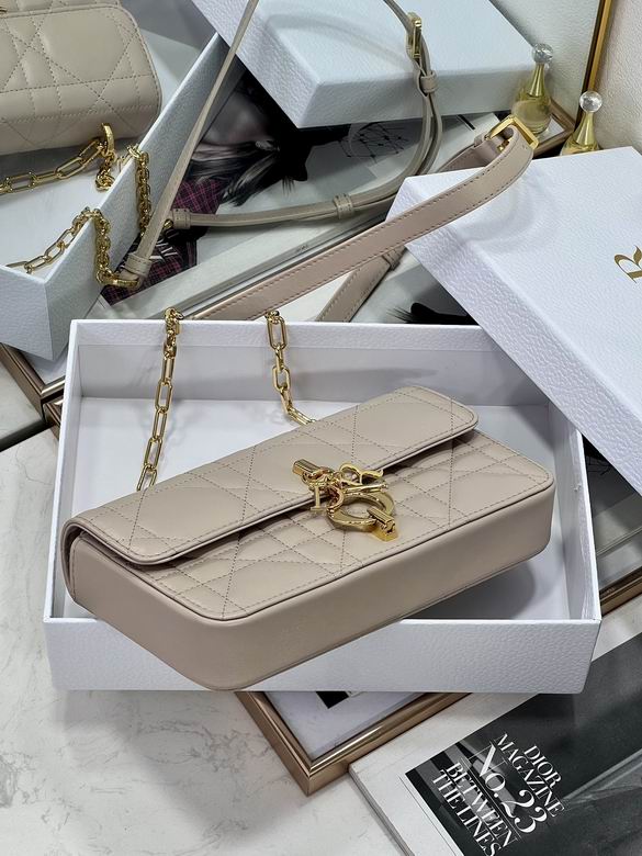 Miss Daisy 22cm 092405 YG 3色 3