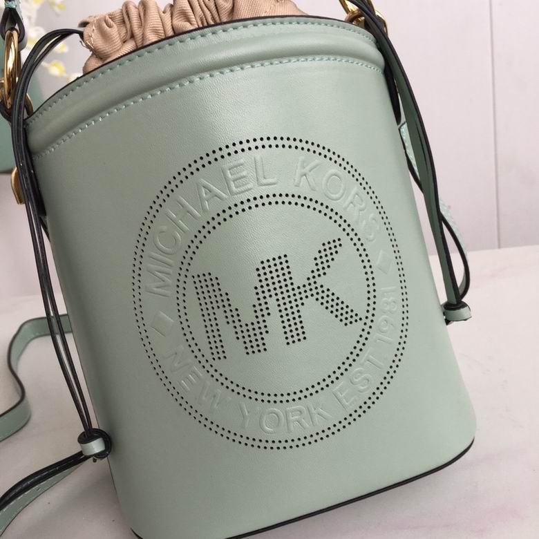 Monogramme 9977 16X18X11.5cm DY 4色 31