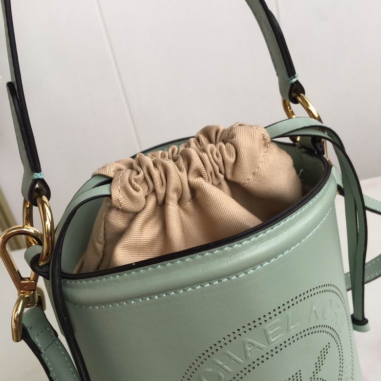 Monogramme 9977 16X18X11.5cm DY 4色 32