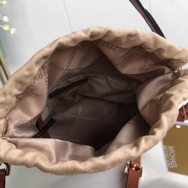 Monogramme 9977 16X18X11.5cm DY 4色 8