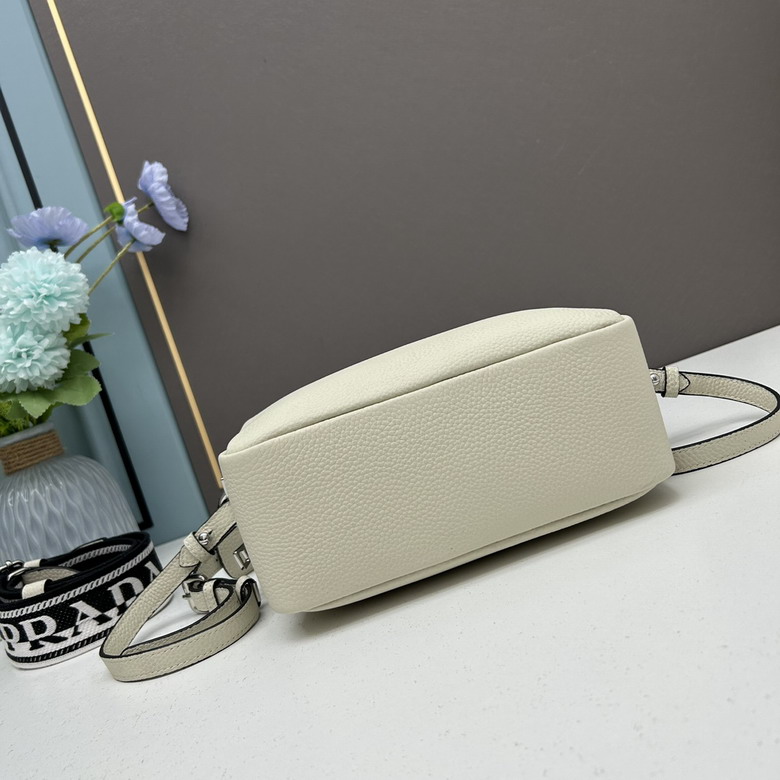 Prada 1BH082 22x14x8cm ss2_5