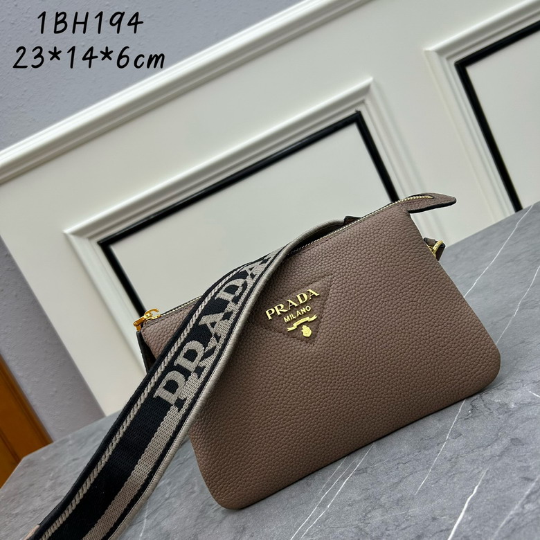 Prada 1BH194 23x14x6 5cm ss1_1