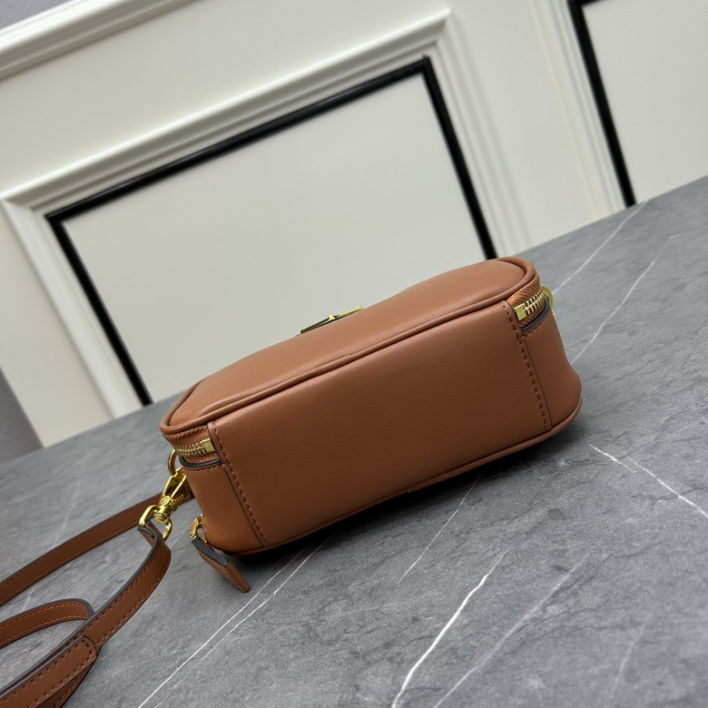 Prada 1BH203 18 5x13x6 5cm ss1_5