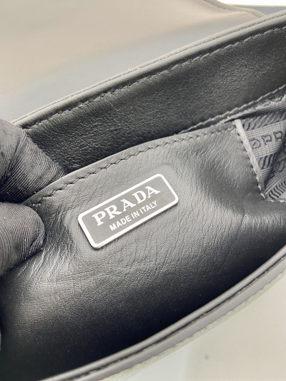 Prada 2VD065 19x13x5cm AP_9