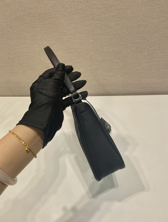 Prada Hobo 1N204M 22x18x6 5cm AP1_4