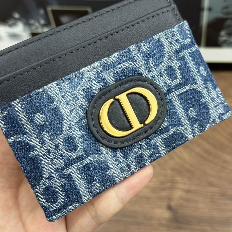 S2152 10.5X7.5X1cm CC 3