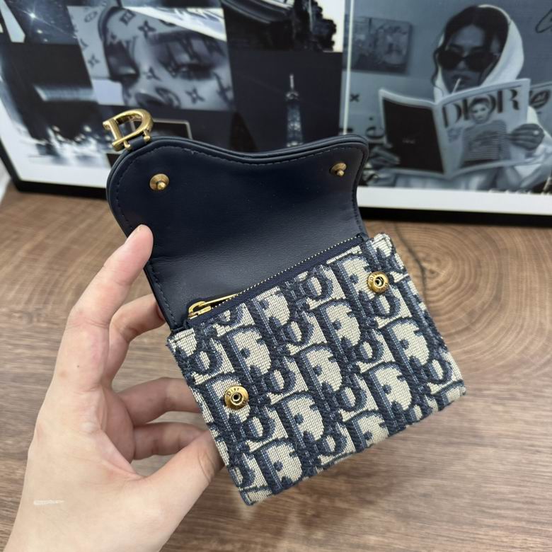 S5652 10X9X2.5cm CC 7