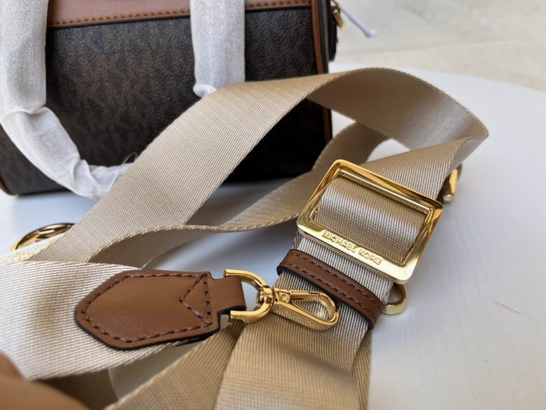 TRAVEL 20X13X10cm 090410 DY 2色 17