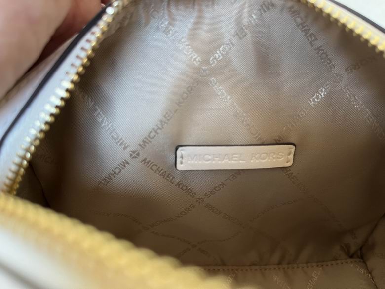 TRAVEL 20X13X10cm 090410 DY 2色 7