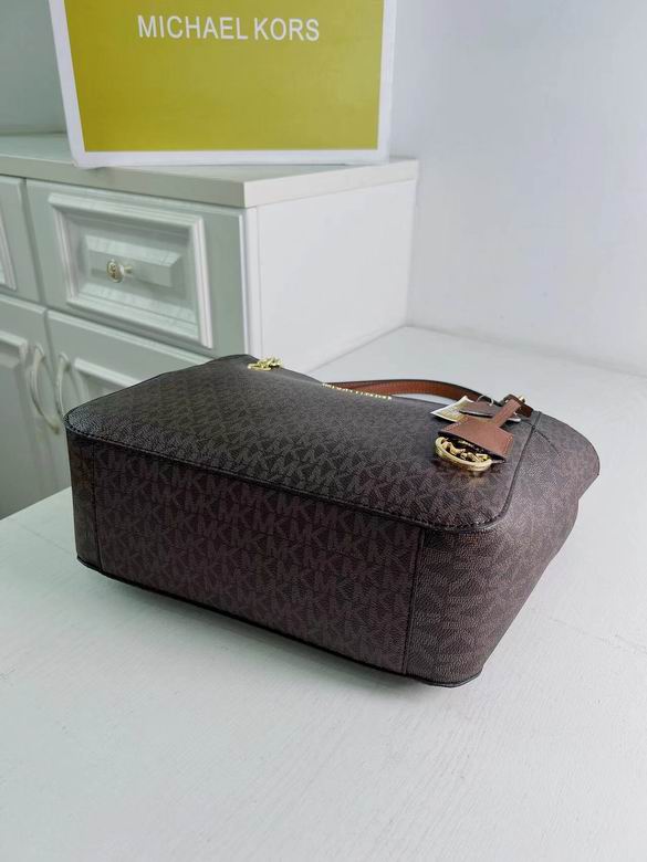 Voyager 2216 35X26X10cm DY 3色 6