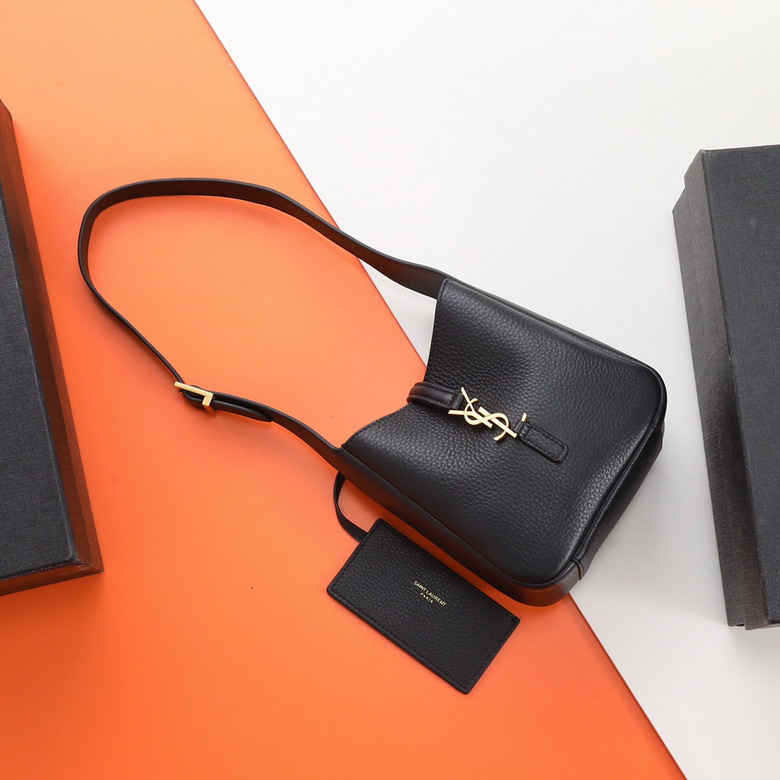 YSL Le5a7 809461 15x16x7cm 8D_1