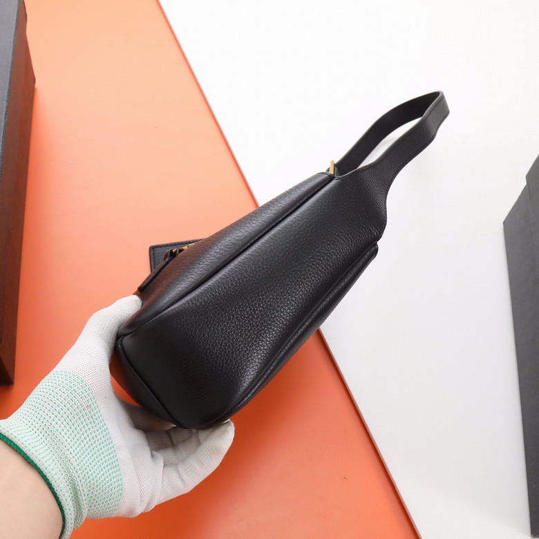 YSL Le5a7 809461 15x16x7cm 8D_3