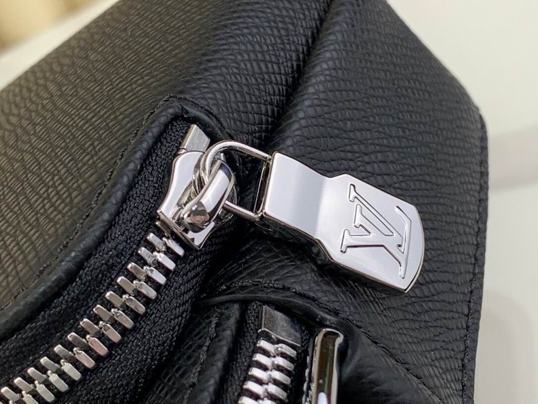 m11657 22.5X15.5X7.5cm YG 4