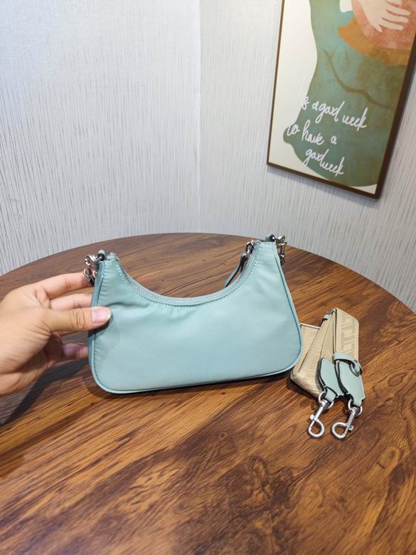 0073 15.5X23.5X5cm TB 2