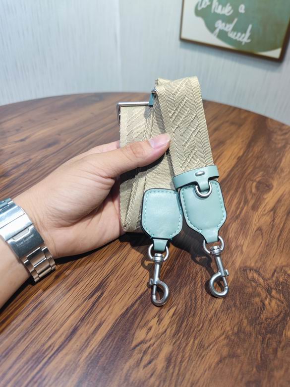 0073 15.5X23.5X5cm TB 5