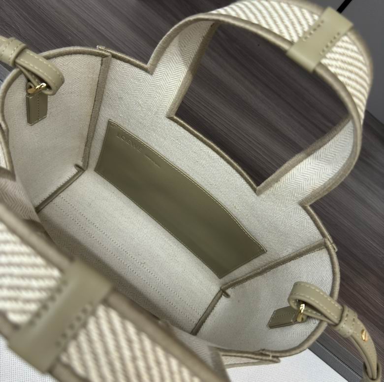 052421 24X20X11cm SS 7