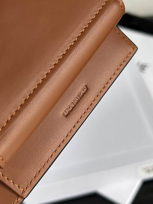 100262 10.5X9X2cm YG 8