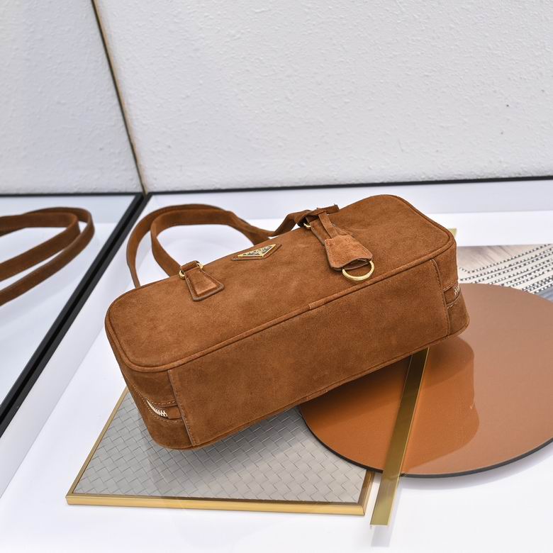 1BB116 30X14X8.5cm YG 3