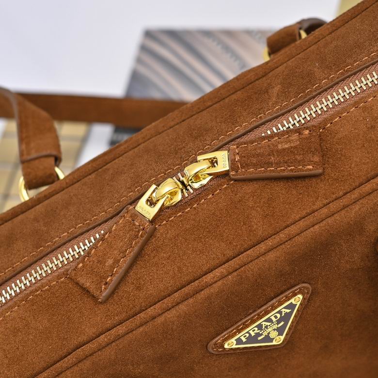 1BB116 30X14X8.5cm YG 6