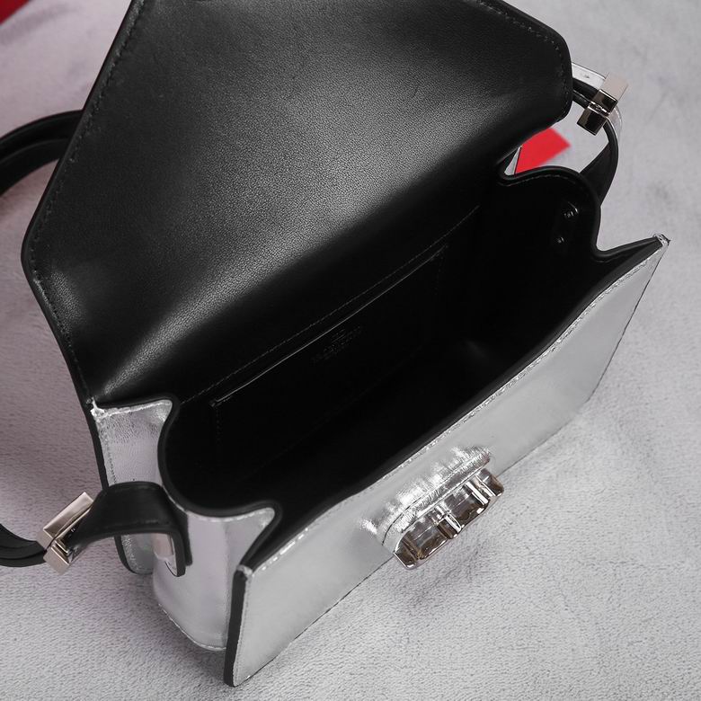 2029 19X12X6cm SF 6色 32