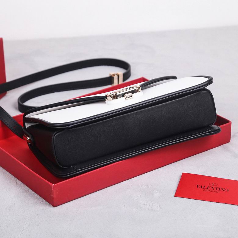 22039 24X15.5X7cm SF 7色 23