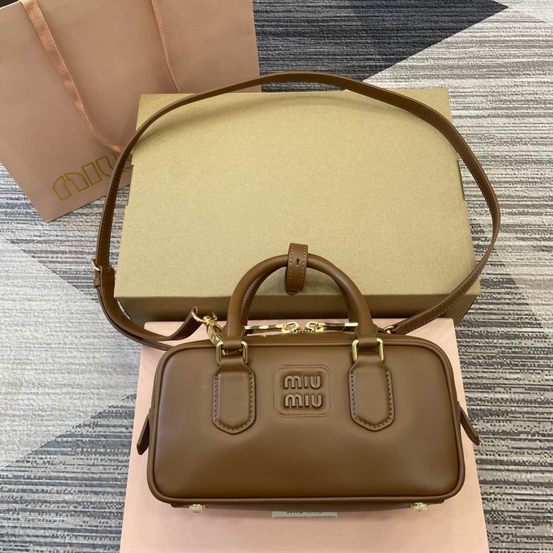 500142 22X10.5X7.5cm MP 2色 0