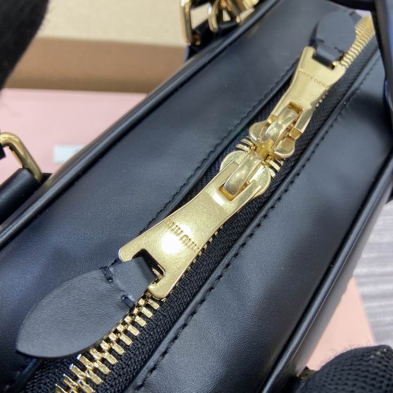 500142 22X10.5X7.5cm MP 2色 18