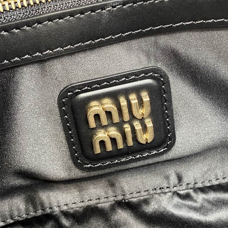 500142 22X10.5X7.5cm MP 2色 19