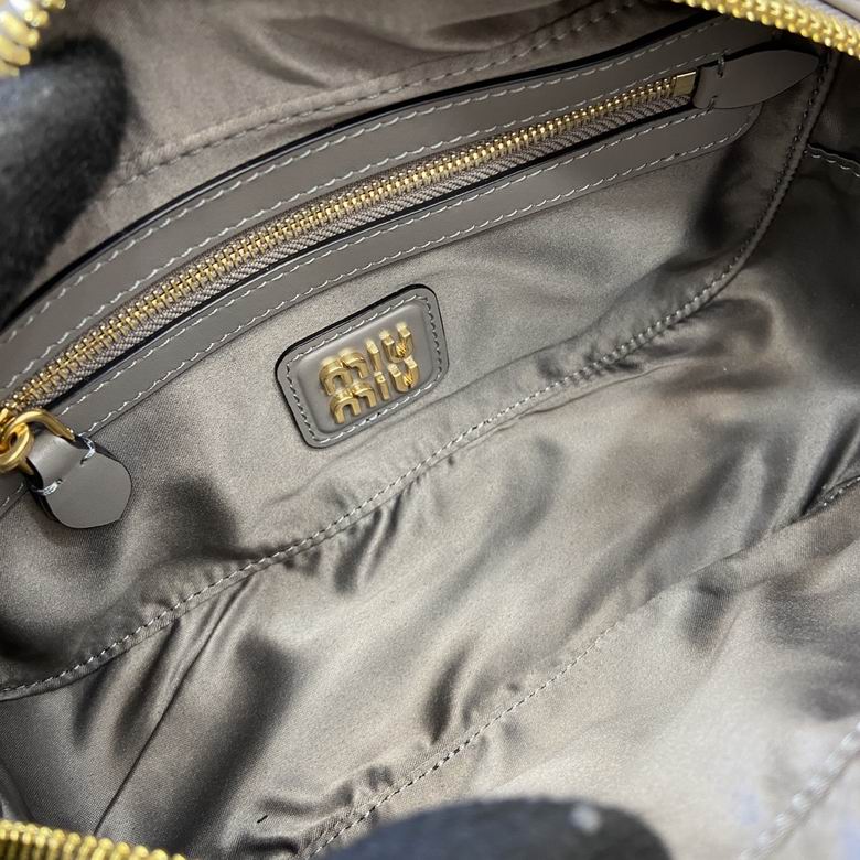 500142 22X10.5X7.5cm MP 2色 19