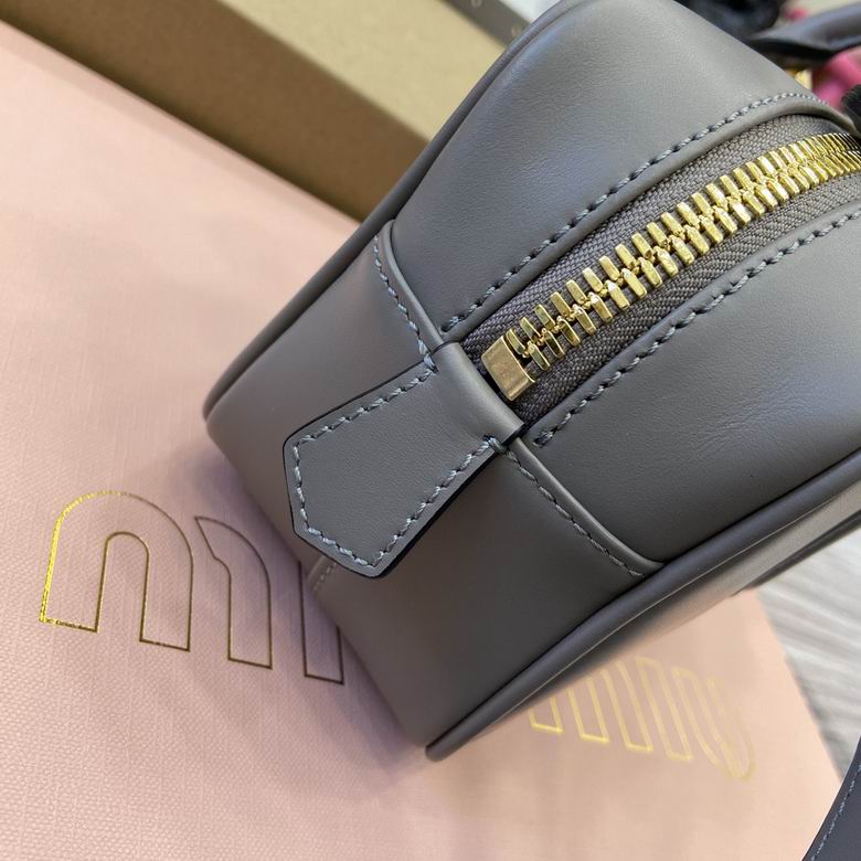 500142 22X10.5X7.5cm MP 2色 20