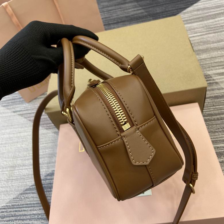 500142 22X10.5X7.5cm MP 2色 2