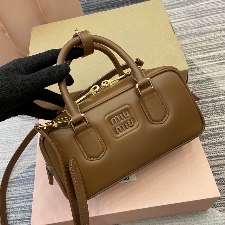 500142 22X10.5X7.5cm MP 2色 4