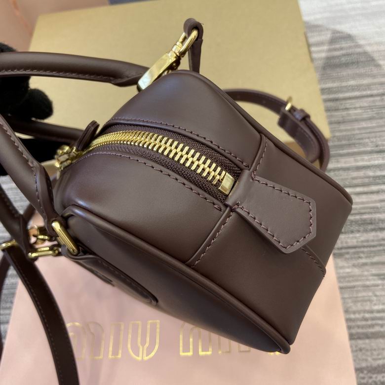 500142 22X10.5X7.5cm MP 2色 9