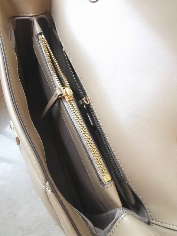 512 29.5X8X18.5cm TB 2色 3