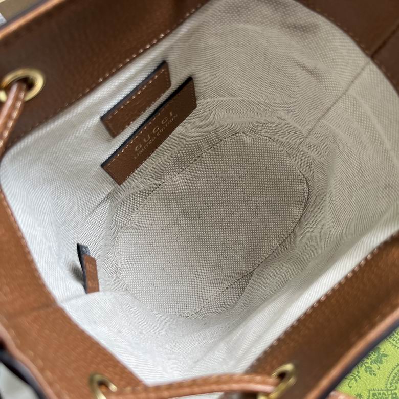 550620 15.5X19X9cm MP 7