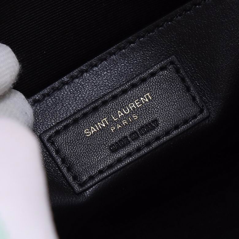 579271 29X20.5X7cm YG 7色 52