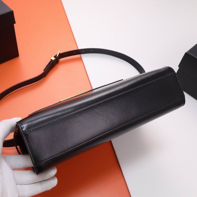 579271 29X20.5X7cm YG 7色 58