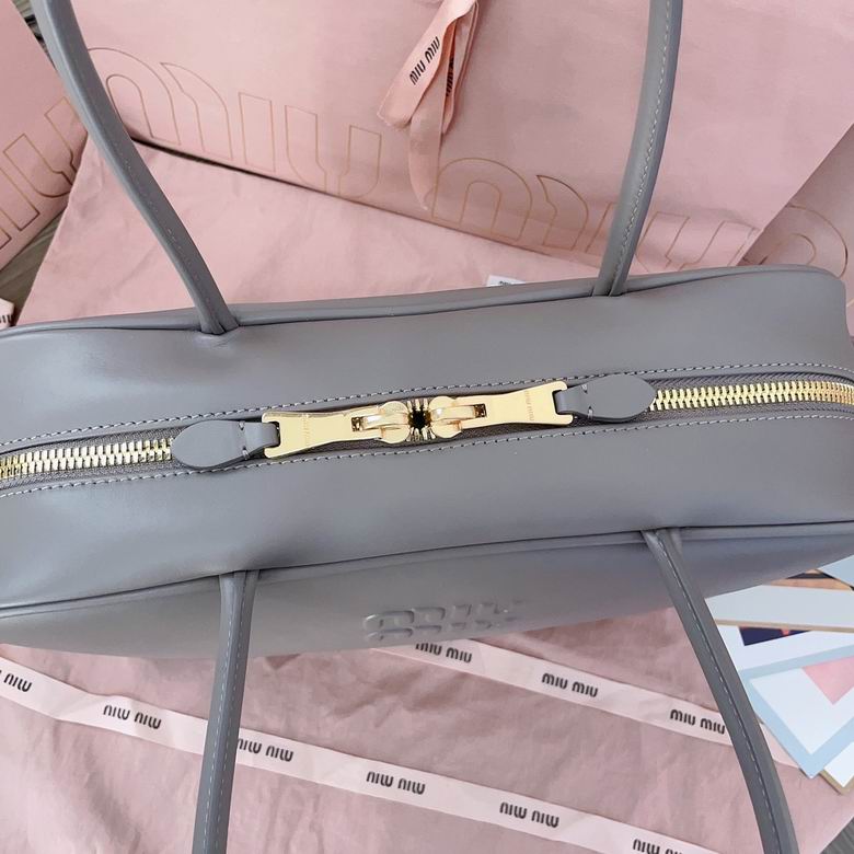 5BB117 34X23X12cm SF 5