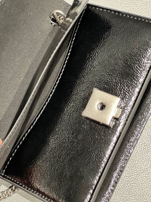 5BB124 17.5X11X6.5cm DF 2色 16