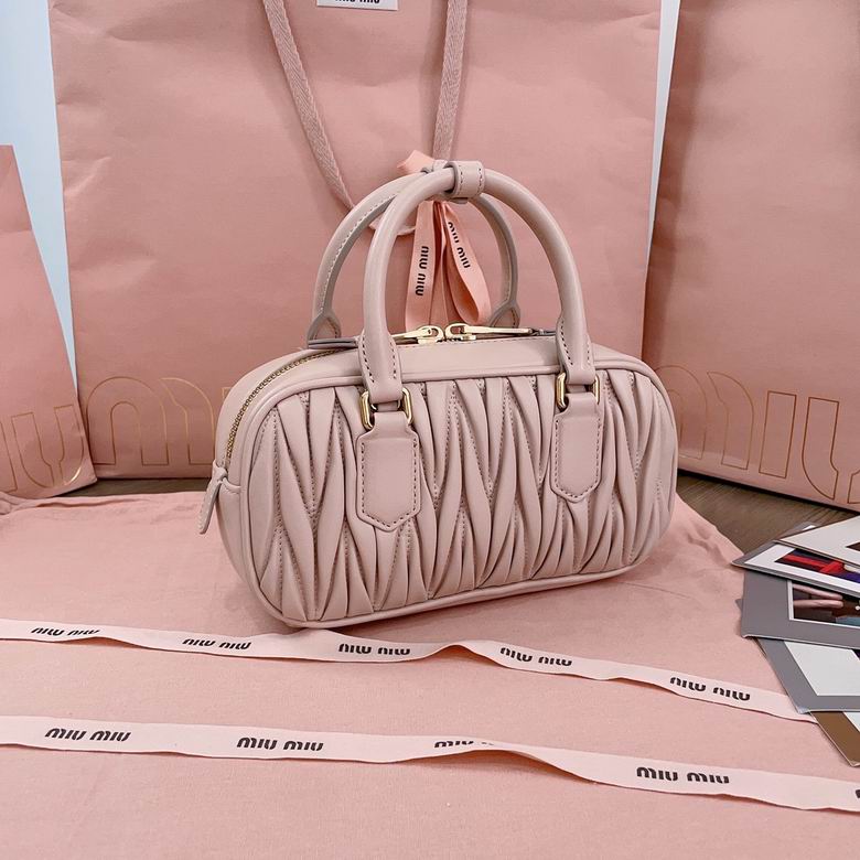 5BB142 22X10.5X7.5cm SF 2色 2