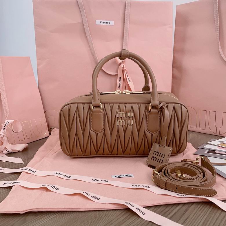 5BB148 27X12X9cm SF 3色 18