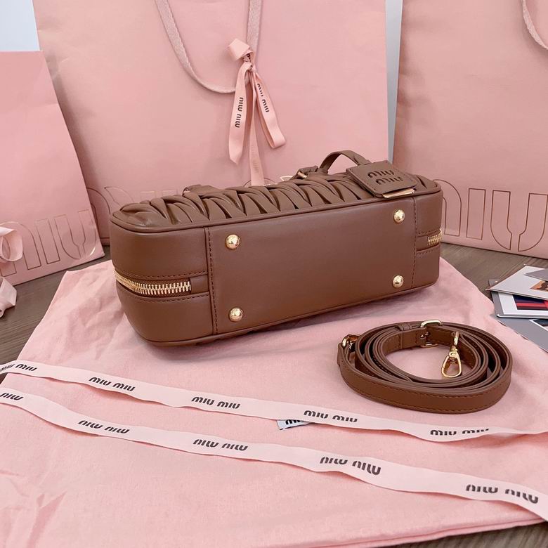 5BB148 27X12X9cm SF 3色 3